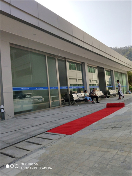 电动感应门安装小技巧
